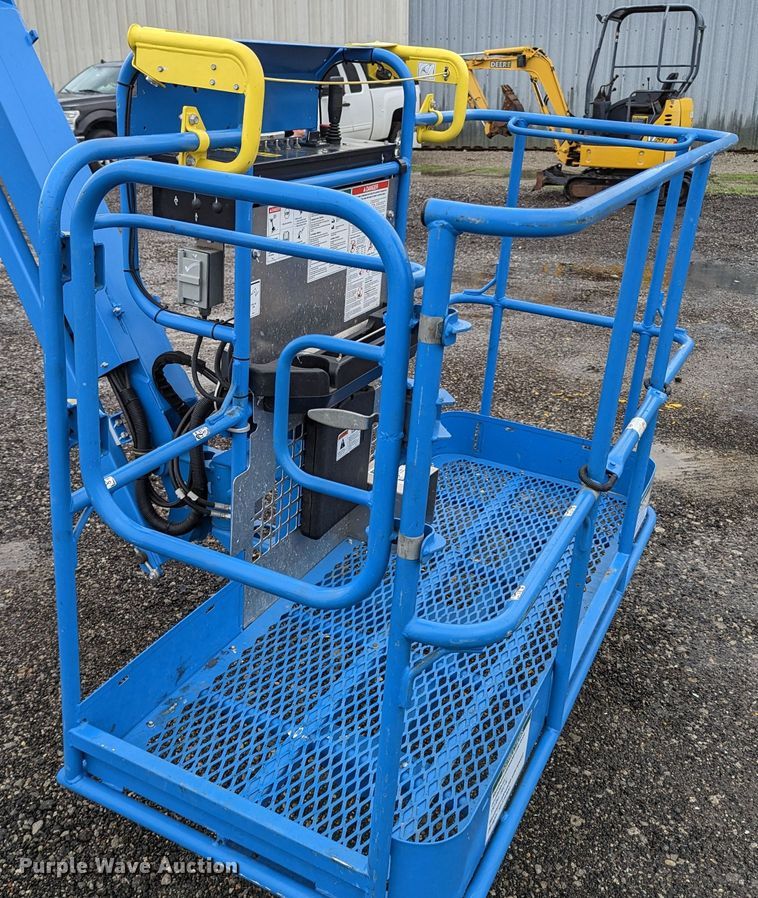 image for item KB9428 2020 Genie Z-45/25J  boom lift