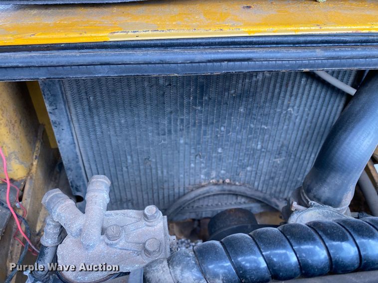 image for item KB9430 1999 Caterpillar DP50  forklift