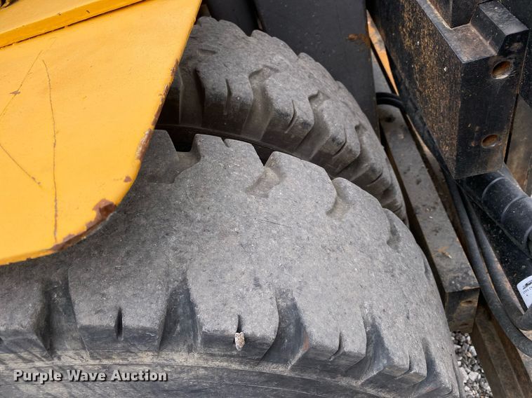 image for item KB9430 1999 Caterpillar DP50  forklift