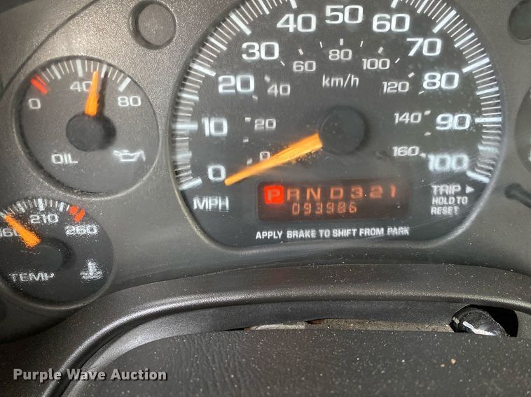 image for item KB9434 2002 Chevrolet Express  school bus