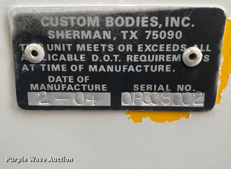 image for item KB9592 2004 International 4400  box truck