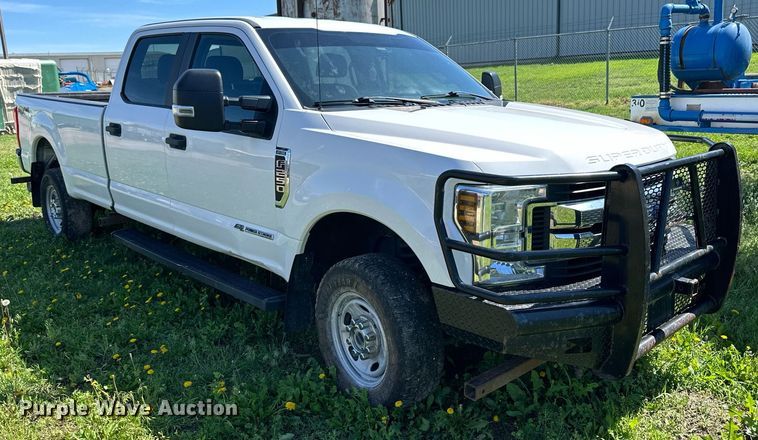 image for item KL9049 2018 Ford F250 Super Duty  Crew Cab pickup truck