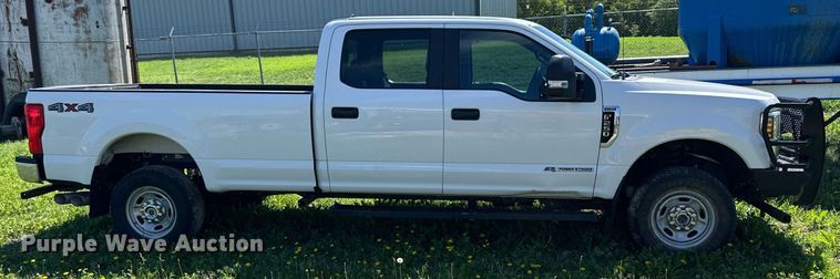 image for item KL9049 2018 Ford F250 Super Duty  Crew Cab pickup truck