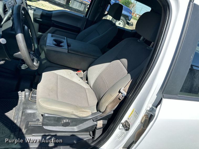 image for item KL9049 2018 Ford F250 Super Duty  Crew Cab pickup truck