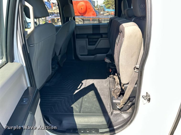 image for item KL9049 2018 Ford F250 Super Duty  Crew Cab pickup truck