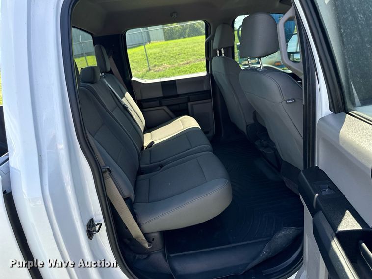 image for item KL9049 2018 Ford F250 Super Duty  Crew Cab pickup truck