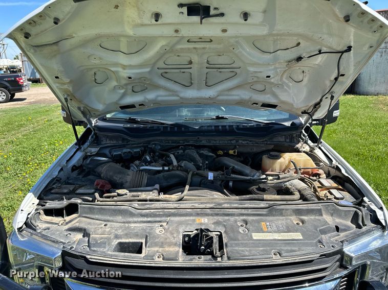 image for item KL9049 2018 Ford F250 Super Duty  Crew Cab pickup truck