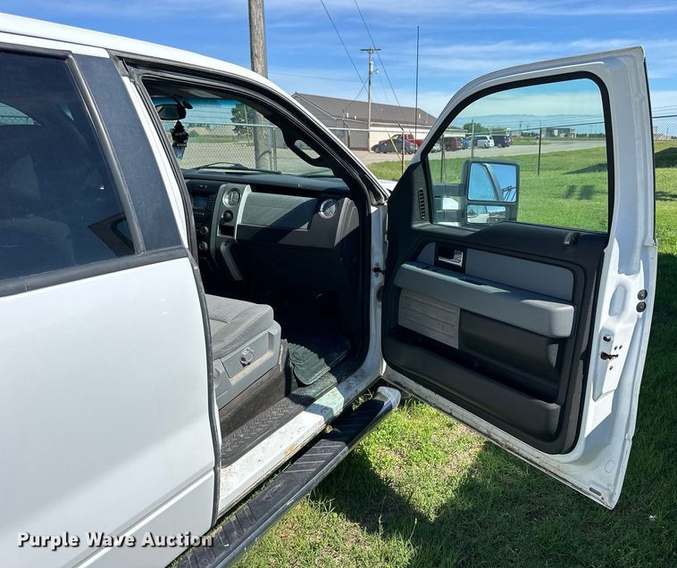 image for item KL9051 2014 Ford F150  SuperCab pickup truck