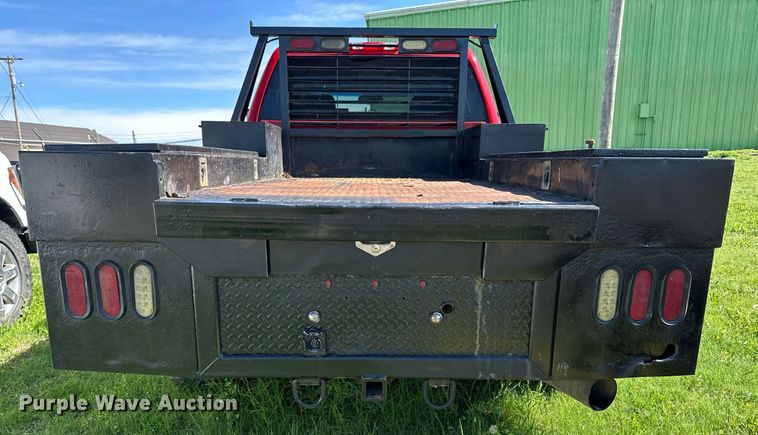 image for item KL9052 2013 Chevrolet Silverado 3500HD  Crew Cab flatbed pickup truck