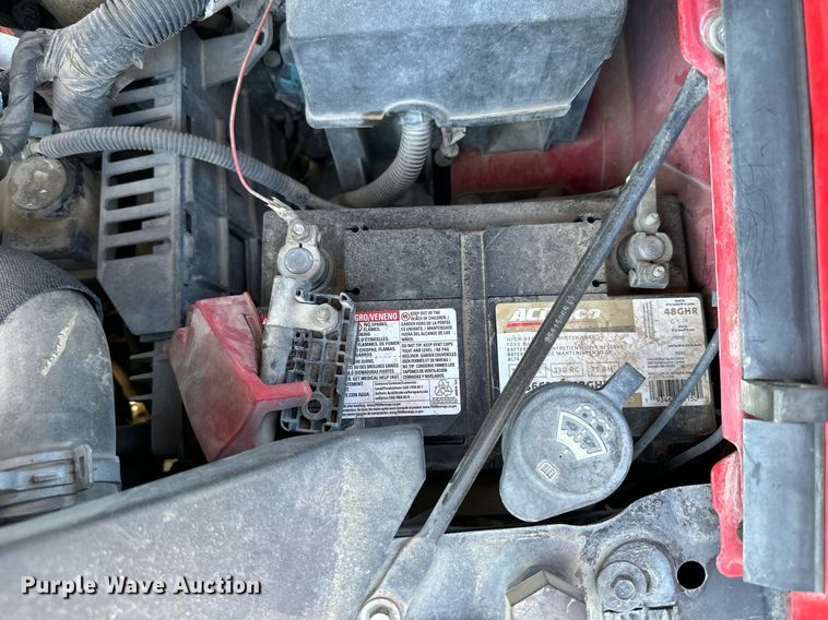 image for item KL9052 2013 Chevrolet Silverado 3500HD  Crew Cab flatbed pickup truck