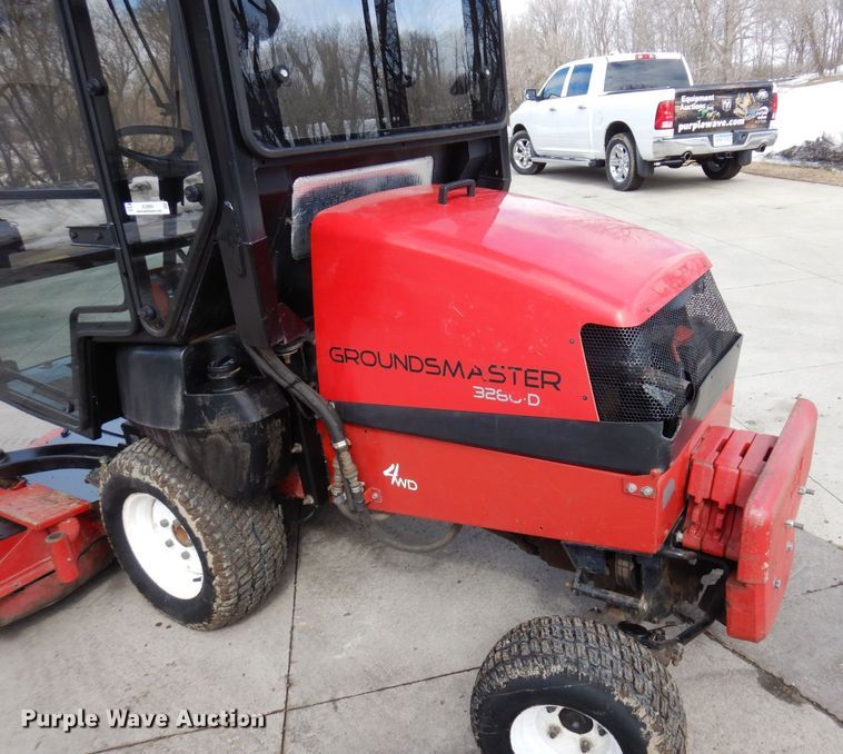 image for item KU9904 2015 Toro Groundsmaster 3280D  lawn mower