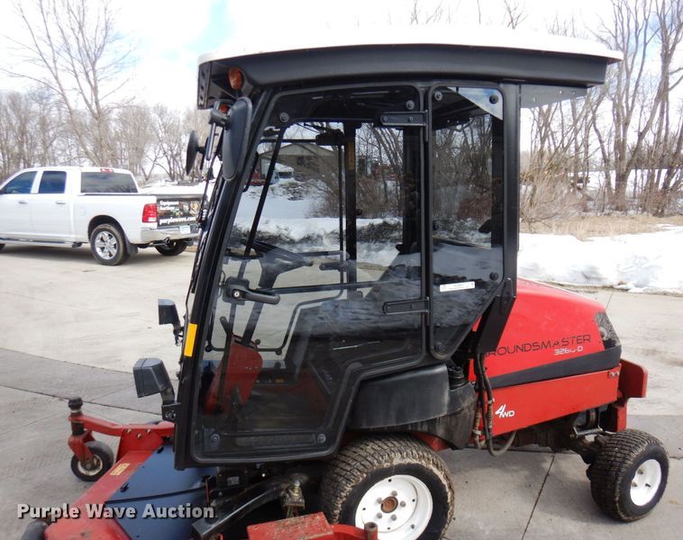 image for item KU9904 2015 Toro Groundsmaster 3280D  lawn mower