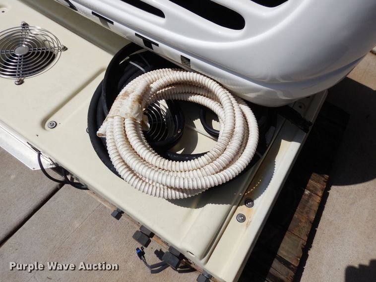 image for item KU9992 2008 Zanotti FZ248  AC unit