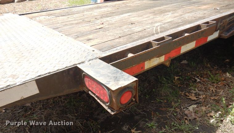 image for item KU9993 2011 Doolittle  tilt deck equipment trailer