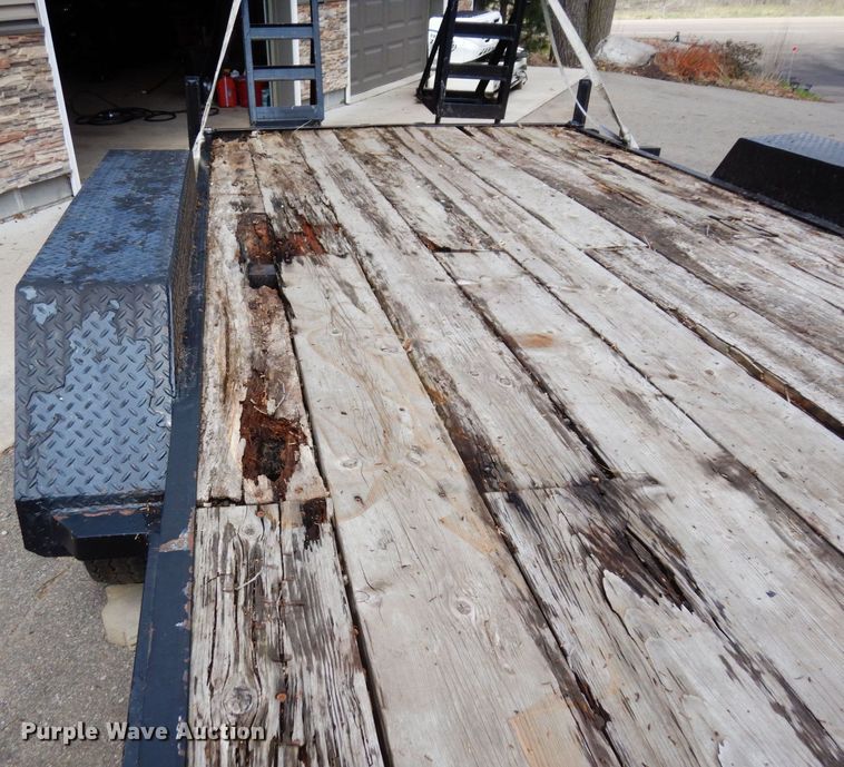 image for item KU9994 2014  equipment trailer