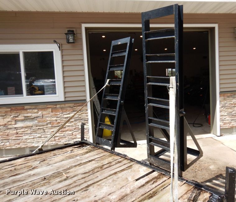 image for item KU9994 2014  equipment trailer