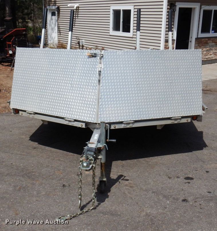 image for item KU9995 2009 Bear Track  snowmobile trailer