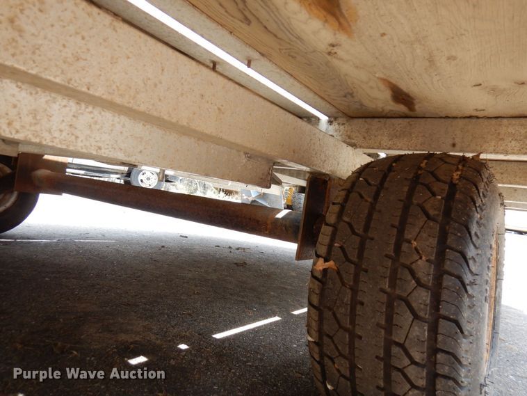 image for item KU9995 2009 Bear Track  snowmobile trailer