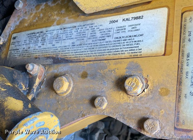 image for item KW9257 2005 Chevrolet C7500  flatbed truck