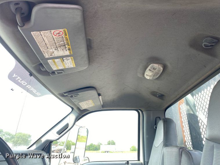 image for item KW9260 2012 Ford F650 Super Duty  flatbed truck