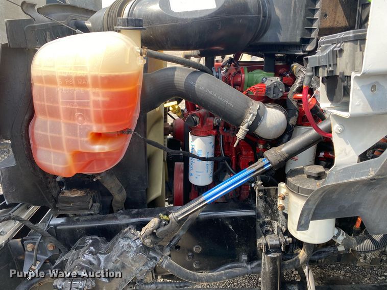 image for item KW9260 2012 Ford F650 Super Duty  flatbed truck