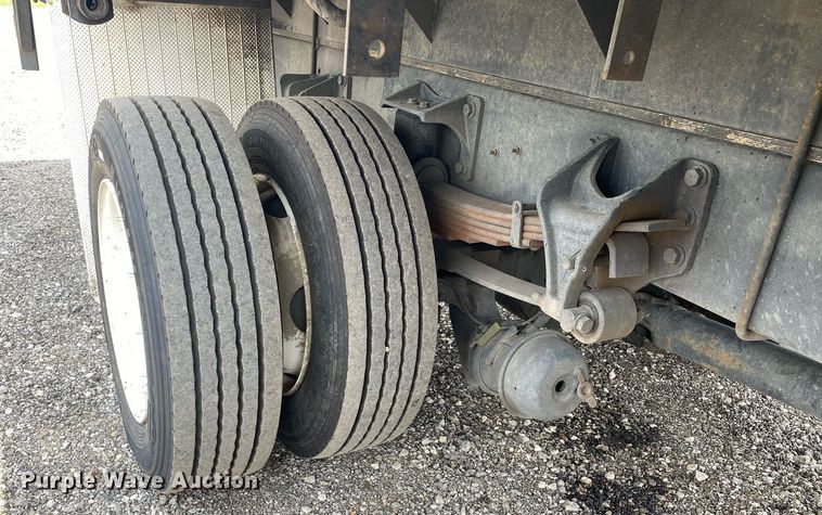 image for item KW9260 2012 Ford F650 Super Duty  flatbed truck