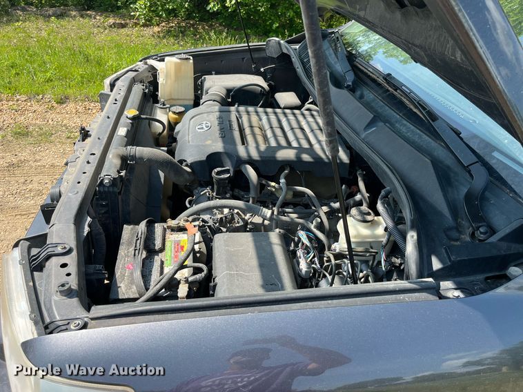 image for item LA9959 2011 Toyota Tundra  CrewMax pickup truck