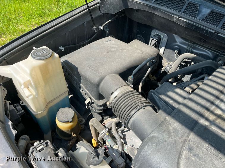 image for item LA9959 2011 Toyota Tundra  CrewMax pickup truck