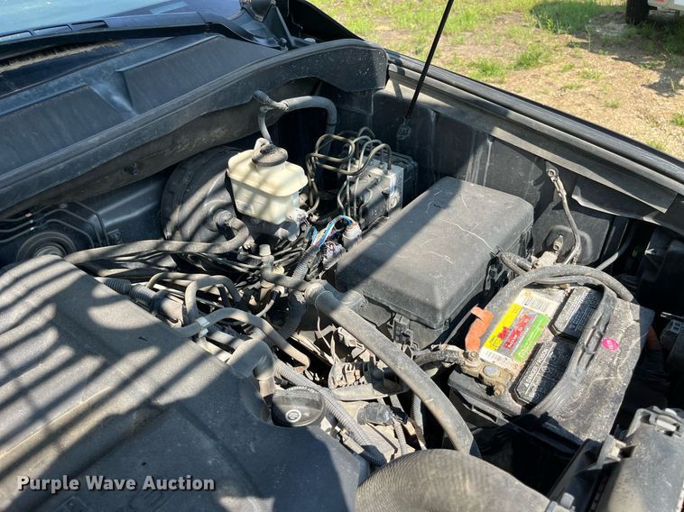 image for item LA9959 2011 Toyota Tundra  CrewMax pickup truck