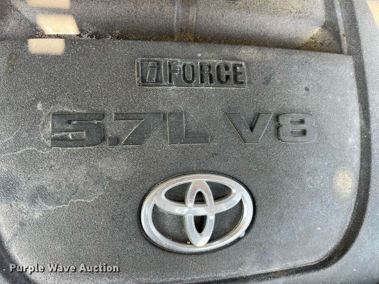 image for item LA9959 2011 Toyota Tundra  CrewMax pickup truck