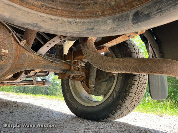 image for item LA9959 2011 Toyota Tundra  CrewMax pickup truck