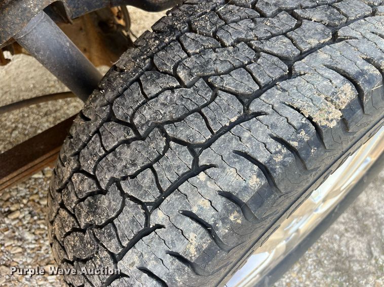 image for item LA9959 2011 Toyota Tundra  CrewMax pickup truck