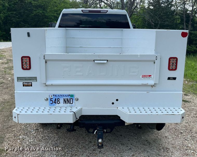 image for item LA9960 2020 Chevrolet Silverado 2500HD  Crew Cab utility bed pickup truck