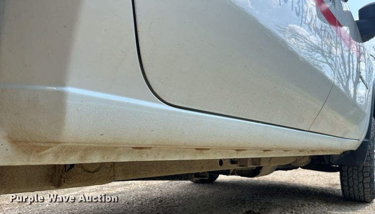 image for item LA9960 2020 Chevrolet Silverado 2500HD  Crew Cab utility bed pickup truck