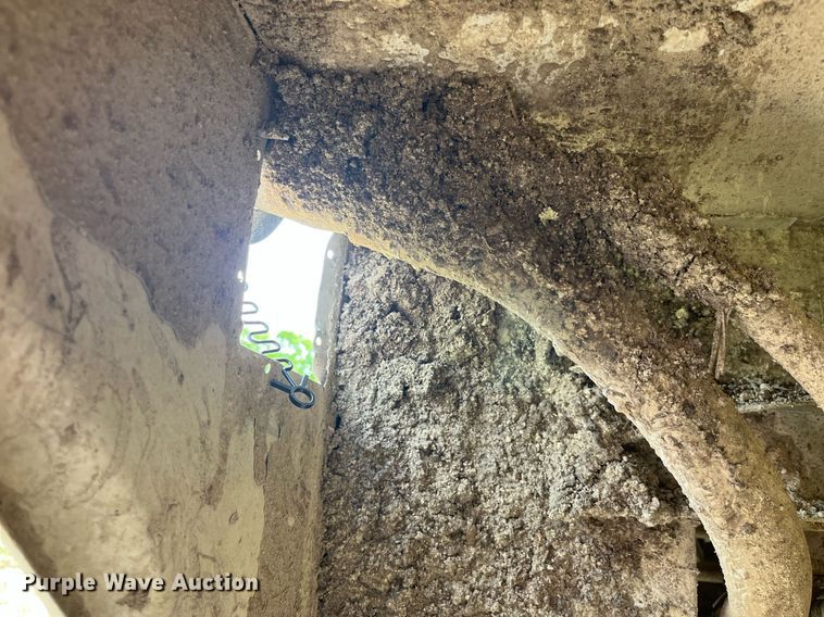 image for item LA9960 2020 Chevrolet Silverado 2500HD  Crew Cab utility bed pickup truck