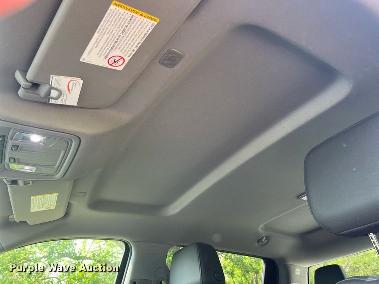 image for item LA9960 2020 Chevrolet Silverado 2500HD  Crew Cab utility bed pickup truck