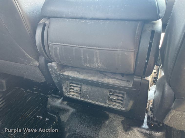 image for item LA9960 2020 Chevrolet Silverado 2500HD  Crew Cab utility bed pickup truck