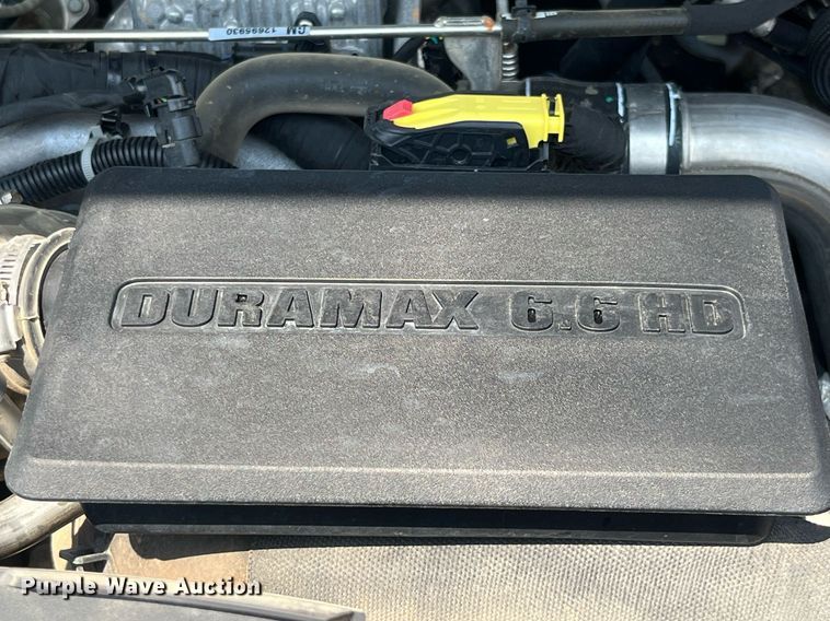 image for item LA9960 2020 Chevrolet Silverado 2500HD  Crew Cab utility bed pickup truck