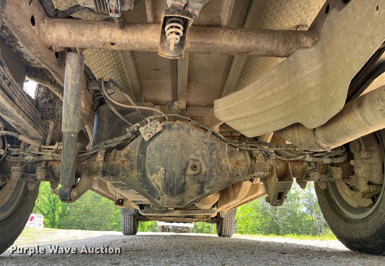 image for item LA9960 2020 Chevrolet Silverado 2500HD  Crew Cab utility bed pickup truck