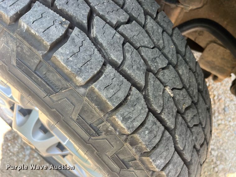 image for item LA9960 2020 Chevrolet Silverado 2500HD  Crew Cab utility bed pickup truck