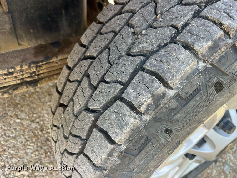 image for item LA9960 2020 Chevrolet Silverado 2500HD  Crew Cab utility bed pickup truck