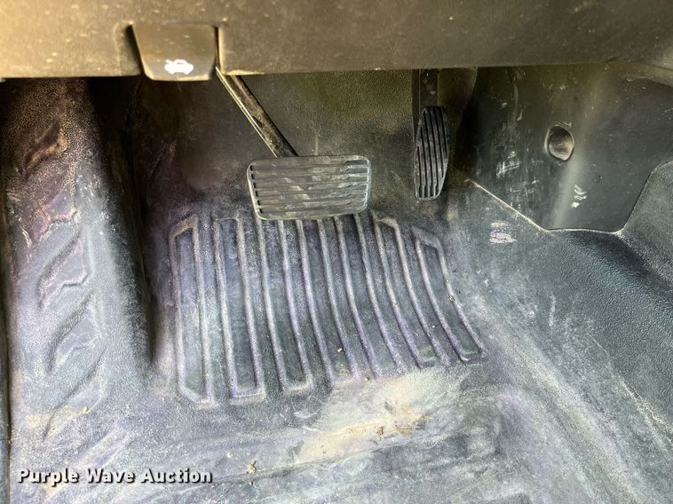 image for item LA9961 2020 Chevrolet Silverado 2500HD  Crew Cab utility bed pickup truck