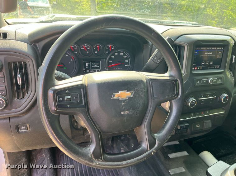 image for item LA9961 2020 Chevrolet Silverado 2500HD  Crew Cab utility bed pickup truck