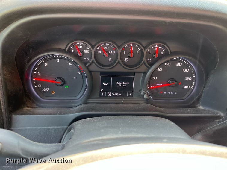 image for item LA9961 2020 Chevrolet Silverado 2500HD  Crew Cab utility bed pickup truck