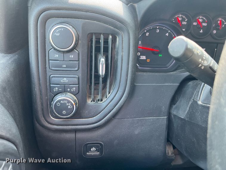 image for item LA9961 2020 Chevrolet Silverado 2500HD  Crew Cab utility bed pickup truck