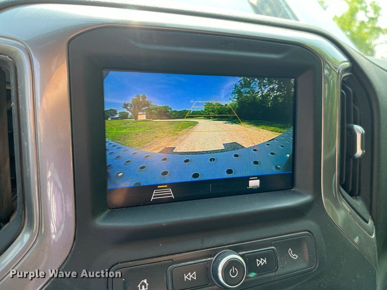 image for item LA9961 2020 Chevrolet Silverado 2500HD  Crew Cab utility bed pickup truck