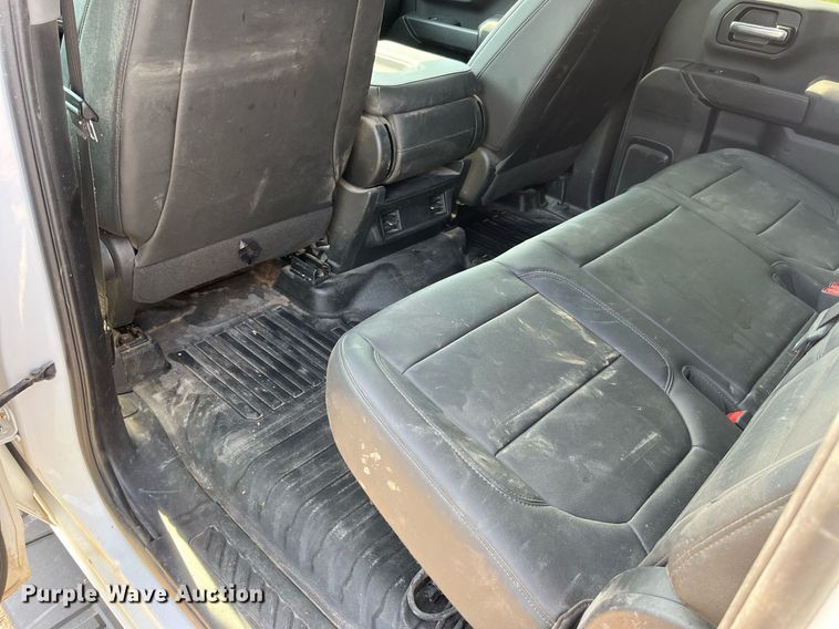 image for item LA9961 2020 Chevrolet Silverado 2500HD  Crew Cab utility bed pickup truck