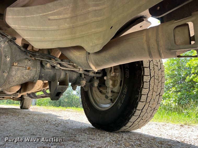 image for item LA9961 2020 Chevrolet Silverado 2500HD  Crew Cab utility bed pickup truck