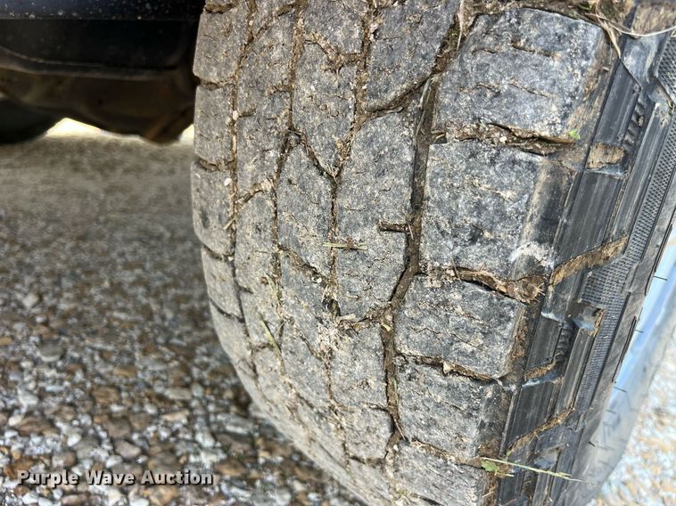 image for item LA9961 2020 Chevrolet Silverado 2500HD  Crew Cab utility bed pickup truck