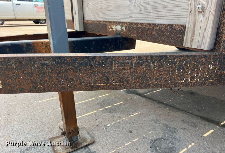 image for item LA9971 2001 Trailerman  utility trailer